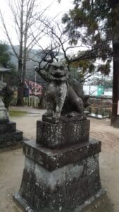 よどひめ神社狛犬1