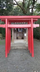 鳩森稲荷神社